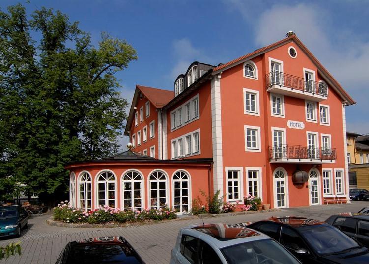 Hotel Koenigin Olga Ellwangen Exterior foto